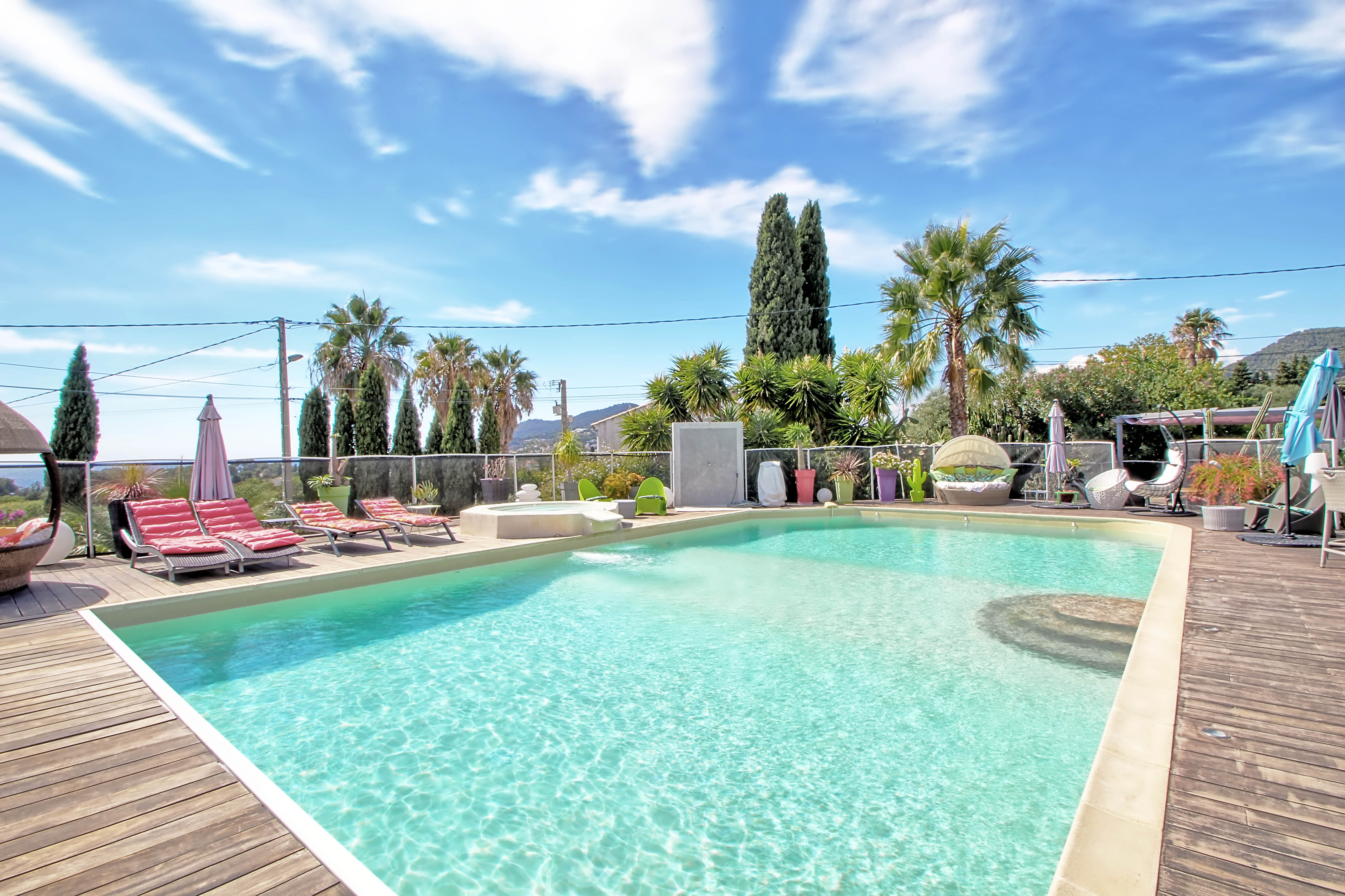 Vente CARQUEIRANNE LUXUEUSE VILLA VUE MER | Sun Immobilier